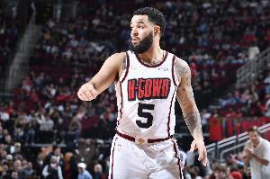 美记:火箭下季想冲冠 可考虑范乔丹加选秀权在12月后换高手过来 美记:火箭下季想冲冠 可考虑范乔丹加选秀权在12月后换高手过来