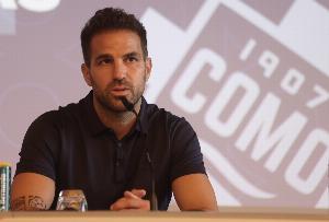 法布雷加斯：当布斯克茨不在场上时，你会意识到他有多重要