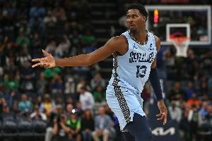 官方：扎克-埃迪已获准恢复篮球训练预计6-9周复出 JJJ缺席4-6周