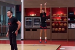 新赛季火箭主控？火箭官方晒出谢泼德三分训练 10次出手弹无虚发