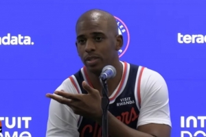 保罗:老将多的好处就是不需说太多话 每个人都知道自己要做什么 保罗:老将多的好处就是不需说太多话 每个人都知道自己要做什么