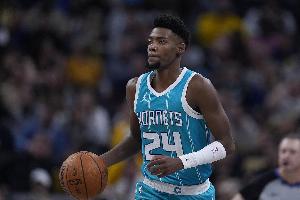 黄蜂主帅:米勒承担起了领袖角色 关键时刻他不会退缩 黄蜂主帅:米勒承担起了领袖角色 关键时刻他不会退缩