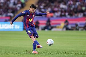 佩德驴😨22岁佩德里开季11场全首发场场不落，场均出战近85分钟