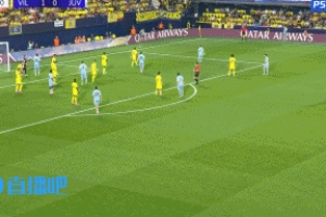 帅爆了！加蒂潇洒倒钩破门扳平比分，尤文1-1黄潜