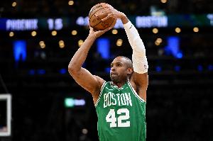 马祖拉:霍福德是伟大的凯尔特人 他的价值早已超越了篮球本身 马祖拉:霍福德是伟大的凯尔特人 他的价值早已超越了篮球本身