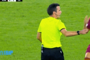 单次点球失点帽子戏法！多夫比克2次主罚被扑重罚 换苏莱罚仍被扑