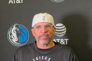 基德：我们首发和替补之间没实力断层 竞争氛围处在非常高水平