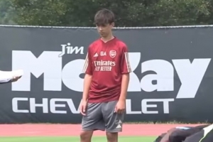 16岁踢右边锋，阿尔特塔长子加布里埃尔-阿尔特塔为阿森纳U17出场