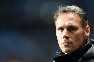 范巴斯滕批评西甲海外赛：这是完全荒谬的，欧足联必须结束这一切