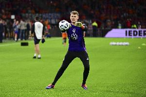 德天空:努贝尔不愿再被外租,若诺伊尔续约他很可能永久转会 德天空:努贝尔不愿再被外租,若诺伊尔续约他很可能永久转会