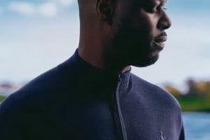 一条围巾140英镑，太阳报：热刺球迷对球队推出的高价周边不满