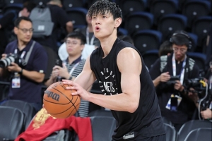 媒体人:篮网真是不懂人情世故 在中国打表演赛不让曾凡博上? 媒体人:篮网真是不懂人情世故 在中国打表演赛不让曾凡博上?