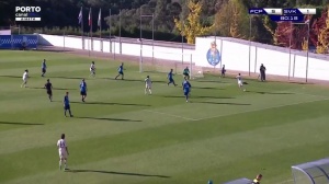 功力还在!已转型歌手的恒大旧将J马,在波尔图传奇赛上倒钩破门 功力还在!已转型歌手的恒大旧将J马,在波尔图传奇赛上倒钩破门