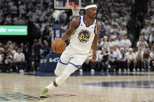 科尔：巴特勒明天大概率缺战快船 预计能为揭幕战做好准备