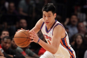 杨毅:林书豪巅峰就是那2周 那段时间他就是超巨&保了他后续生涯 杨毅:林书豪巅峰就是那2周 那段时间他就是超巨&保了他后续生涯