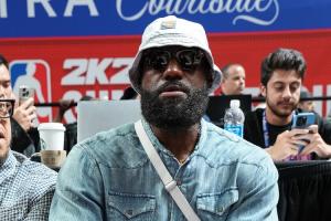 名记：詹姆斯及其商业伙伴已退出50亿刀的全新国际篮球联赛计划