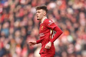 理查兹：本赛季布拉德利像变了一个人 他需摆脱顶替阿诺德的压力