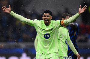 阿劳霍:皇马拥有非常高质量的球员,但我们也有实力去赢下比赛 阿劳霍:皇马拥有非常高质量的球员,但我们也有实力去赢下比赛