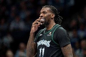 里德:自己正在重回正轨 找回状态 我们每场比赛都要保持侵略性 里德:自己正在重回正轨 找回状态 我们每场比赛都要保持侵略性