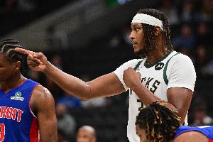 特纳：赛季中我听的都是我会得到满意报价 但哈利受伤后情况变了