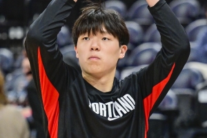 媒体人:你没看见瀚森赛前训练不代表没训 根本不可能有人不训练 媒体人:你没看见瀚森赛前训练不代表没训 根本不可能有人不训练