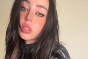 火辣🥵亚马尔前女友分手1天后COS蜘蛛侠，性感紧身衣秀身材🫦