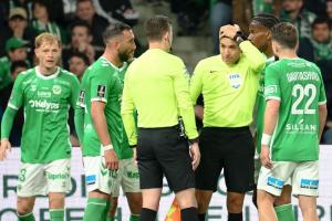 往球场扔硬币😅巴黎人报：圣埃蒂安球迷砸到裁判被判七个月缓刑