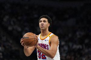 TJD：我们是以老将为主的球队 他们状态差时我们年轻人必须站出来