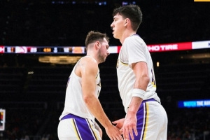 湖蜜议输球：打老鹰2队和其它场次一样重要 今天球员像放假般松散