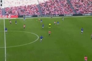 今夏签10年长约🤯尼科精彩一条龙破门，连过三人小角度抽射爆杆