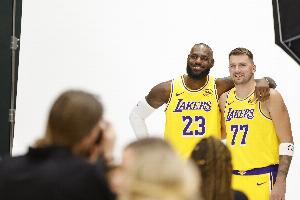 迈克尔·库珀：我始终看好湖人夺冠前景 伤病因素至关重要