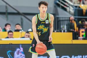 手感也一般！赵岩昊13中4&三分9中3拿到11分