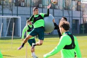 北京国安 全力备战 保持专注