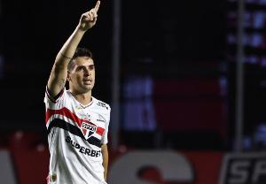 环球体育：因心脏问题，34岁奥斯卡在考虑与圣保罗解约并退役