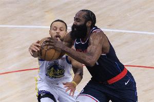 本赛季背靠背总数：勇士/快船/掘金10个最多 火箭7个 湖人5个