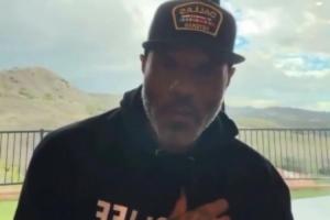 😂肯扬·马丁直播列举50个比追梦更强大前锋 最后：没提我自己~