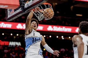 新鹰王？杰伦·约翰逊最近5场场均25分11.8板9.2助2.4断