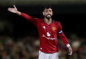 多一人不会踢了！TA：埃弗顿内讧染红，曼联多一人却不会踢了