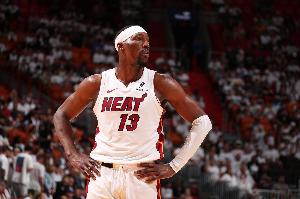 毫无手感！阿德巴约首节3中0仅拿1分1板1助2帽