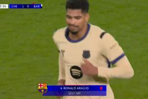 真没说错😅阿劳霍去年被京多安批评，一年半后他欧冠又半场染红