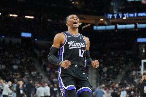 生涯第206次三双！威少奋力保护后场篮板 已砍下16分10板11助