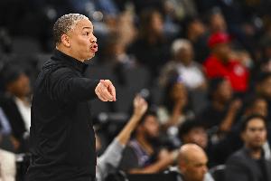 快船接下来5连客：热火/老鹰/灰熊/森林狼/火箭 然后打熊雷湖火拓