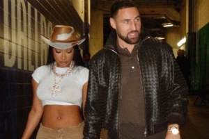 之前AI不雅视频疯传！美媒：克莱女友赢得诽谤诉讼 获赔7.5万美元