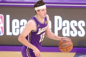 魔术师：里夫斯44分11助继续统治表现 他本赛季绝对应该进全明星