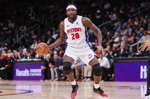 奥萨尔：斯图尔特会全力去干扰每一次进攻 看到他表现太令人动容