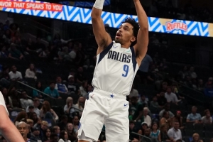 都在夸！华盛顿：内姆哈德速度快&节奏感极佳 他知道如何掌控比赛