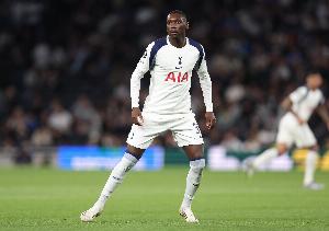 记者：穆阿尼参加热刺今日训练，约翰逊、乌多吉缺席