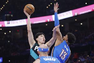 开拓者媒体人：大家都被杨瀚森的高光集锦所迷惑 他需要时间培养