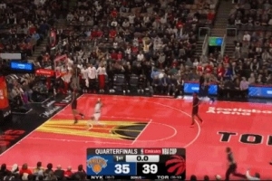 慢了一点点！英格拉姆反击得手 但超时在先&进球无效