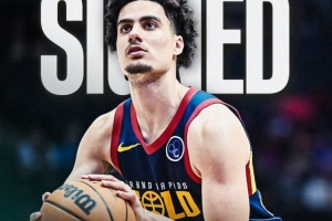 媒体人：新疆男篮新外援威尔·理查德森已经抵达乌鲁木齐